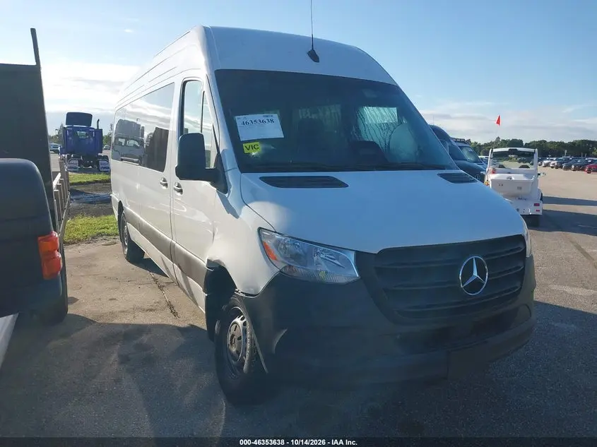 Mercedes-Benz Sprinter 2500 High Roof 4-Cyl Diesel 2025