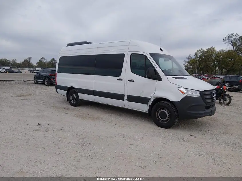 Mercedes-Benz Sprinter 2500 High Roof 4-Cyl Diesel 2025