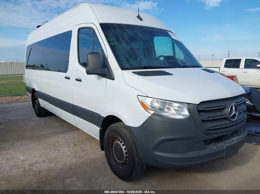 Mercedes-Benz Sprinter 2500 High Roof 4-Cyl Diesel 2026
