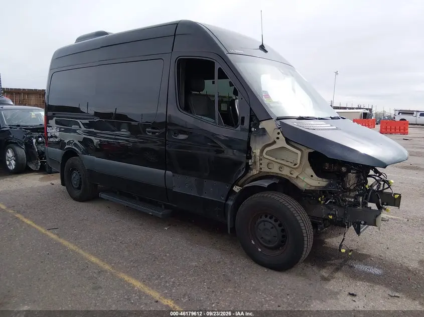 Mercedes-Benz Sprinter 2500 Standard Roof 4-Cyl Diesel Ho 2024