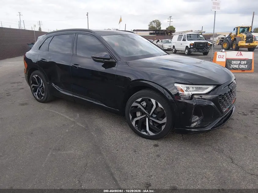Audi Q8 E-Tron Premium Plus Quattro 2024