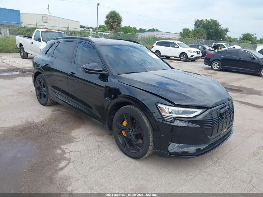 Audi E-Tron Premium Quattro 2021