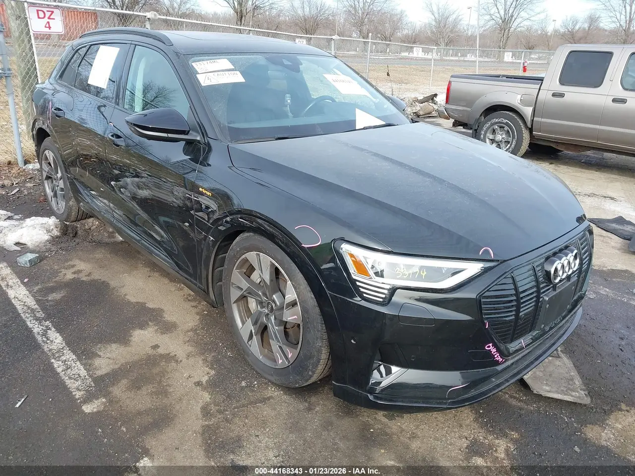 Audi E-Tron Premium Quattro 2021