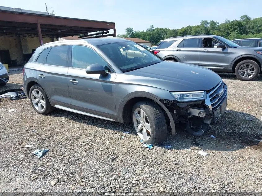 Audi Q5 2.0T Premium/2.0T Tech Premium 2018