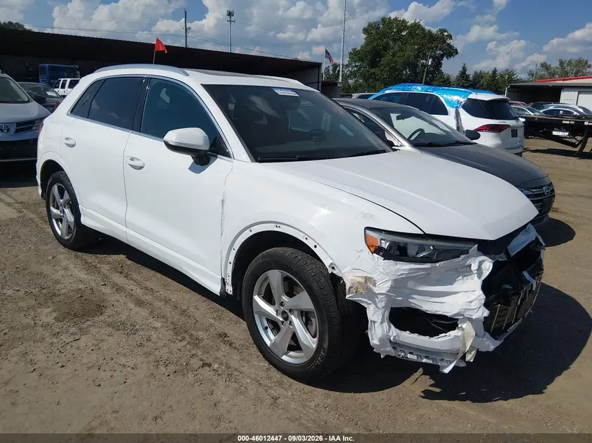 Audi Q3 Premium 40 Tfsi Quattro Tiptronic 2021