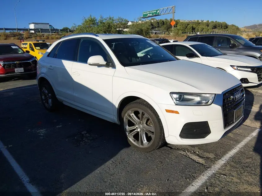 Audi Q3 2.0T Premium Plus 2016