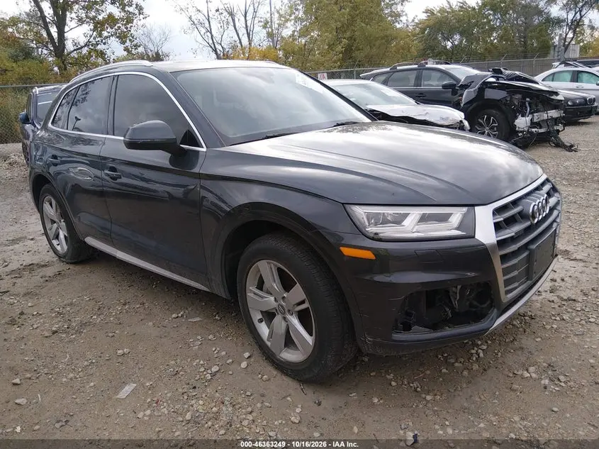 Audi Q5 2.0T Premium/2.0T Tech Premium 2018