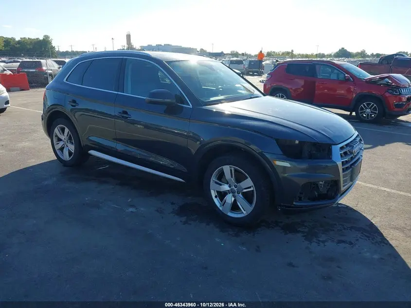 Audi Q5 2.0T Premium/2.0T Tech Premium 2018