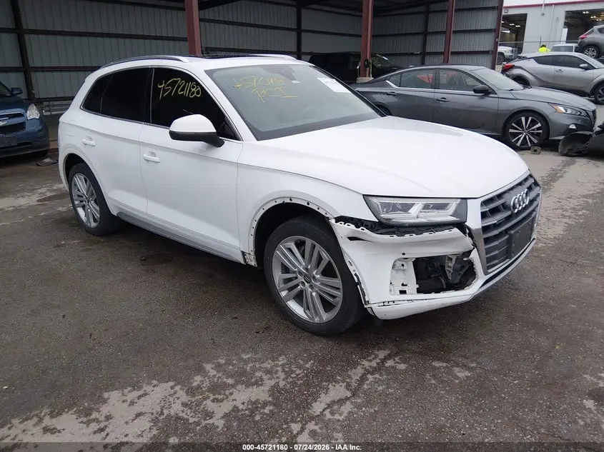 Audi Q5 2.0T Premium/2.0T Tech Premium 2018