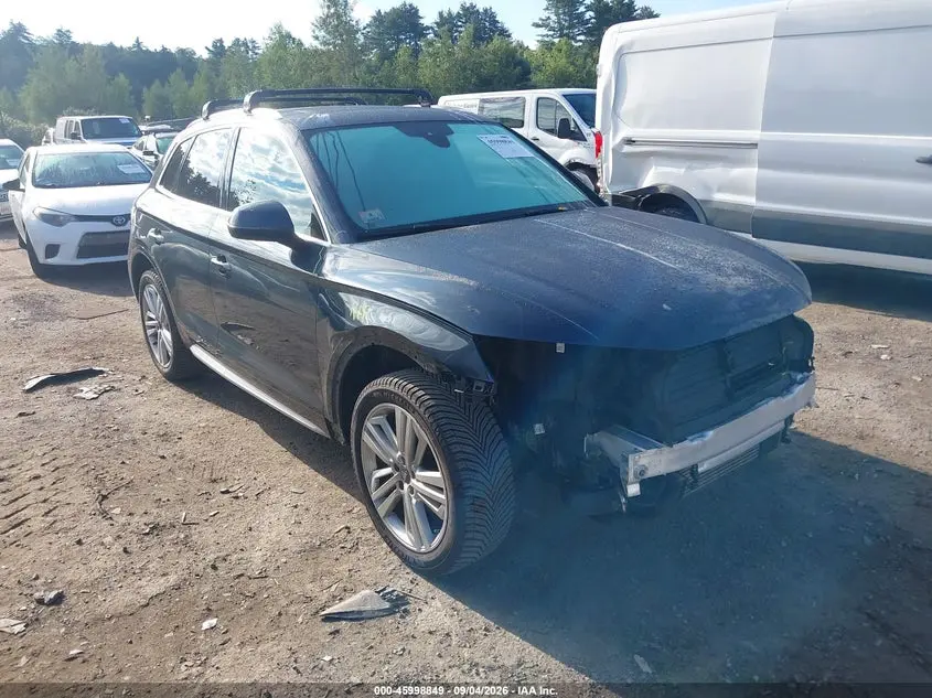 Audi Q5 2.0T Premium/2.0T Tech Premium 2018