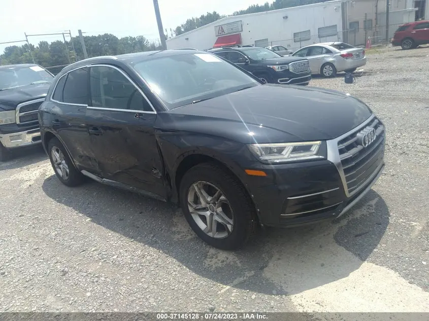 Audi Q5 2.0T Tech Premium/2.0T Premium 2018