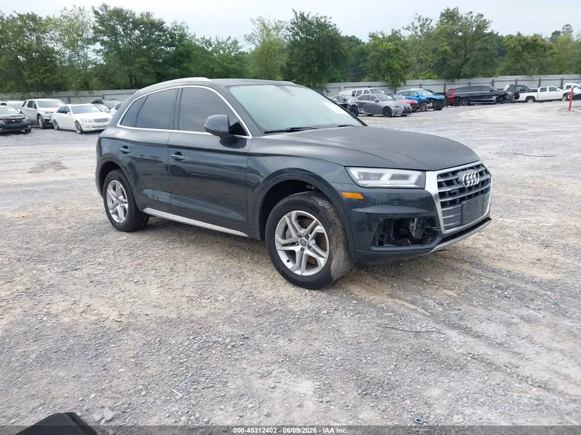 Audi Q5 2.0T Premium/2.0T Tech Premium 2018