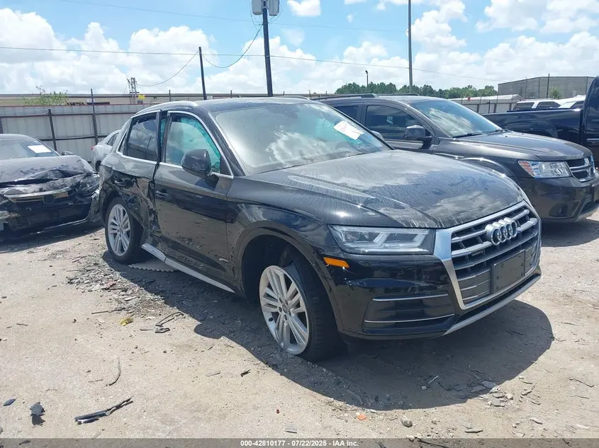Audi Q5 2.0T Premium/2.0T Tech Premium 2018