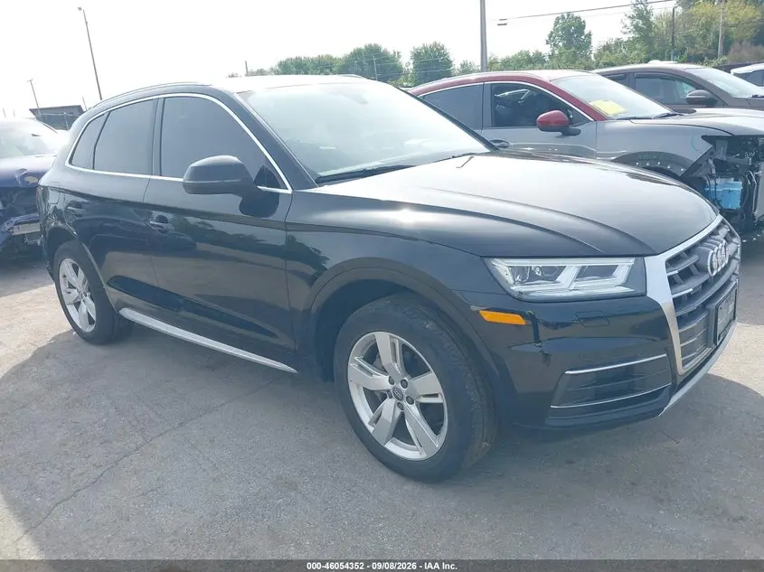 Audi Q5 2.0T Premium/2.0T Tech Premium 2018