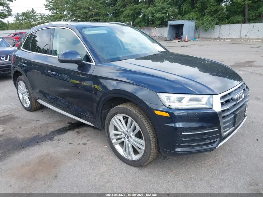 Audi Q5 2.0T Premium/2.0T Tech Premium 2018