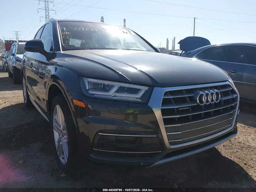 Audi Q5 2.0T Premium/2.0T Tech Premium 2018