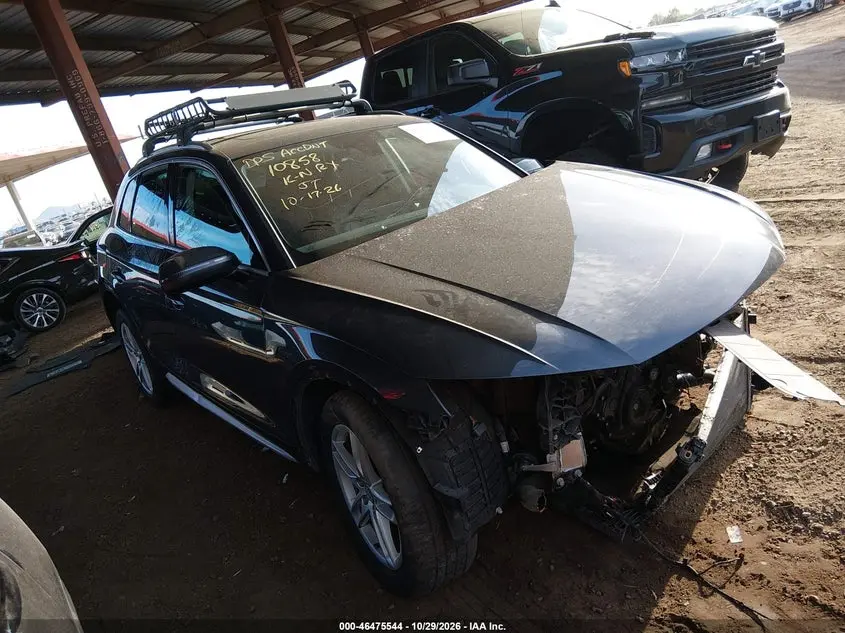 Audi Q5 2.0T Premium/2.0T Tech Premium 2018