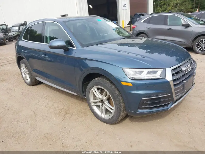Audi Q5 2.0T Premium/2.0T Tech Premium 2018
