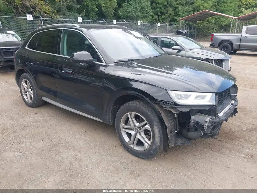 Audi Q5 2.0T Premium/2.0T Tech Premium 2018