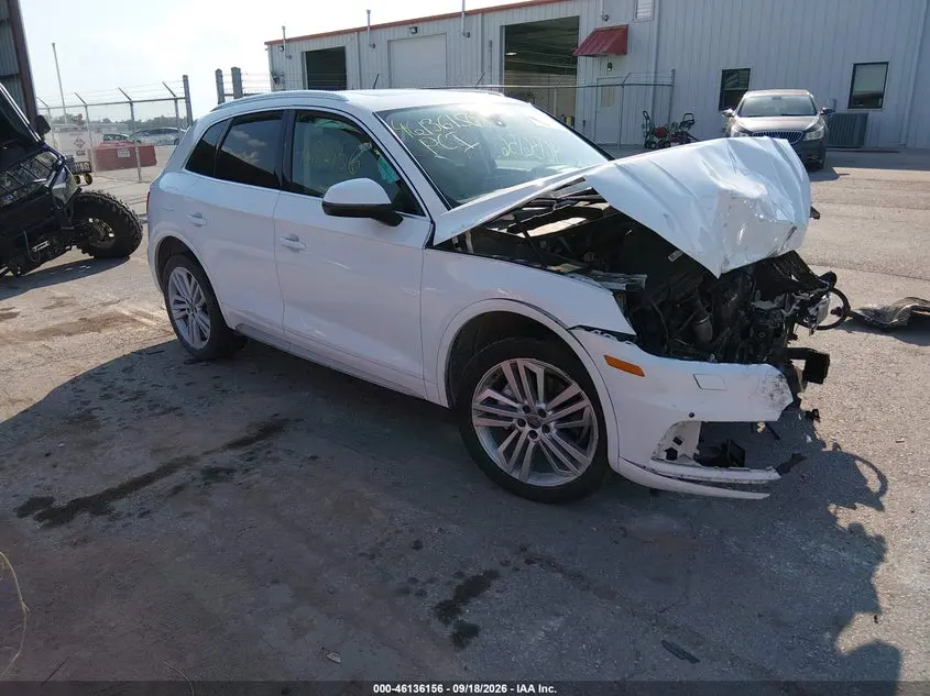 Audi Q5 2.0T Premium/2.0T Tech Premium 2018
