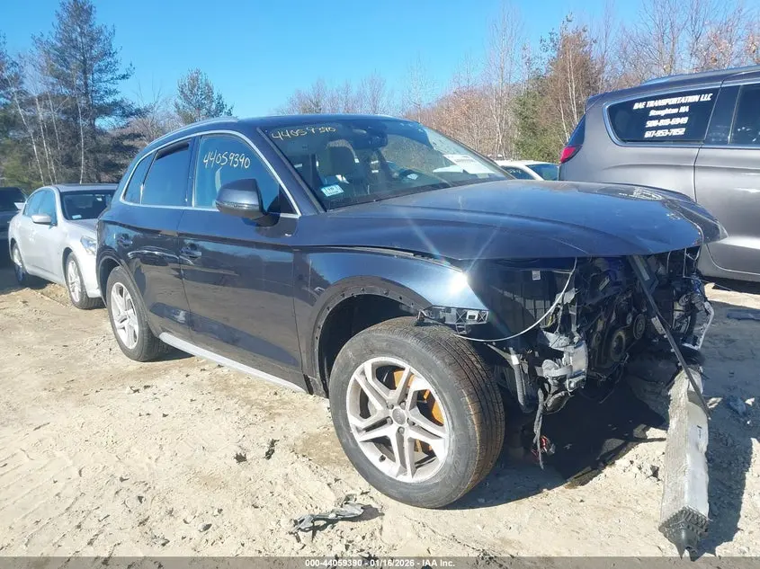 Audi Q5 2.0T Premium/2.0T Tech Premium 2018