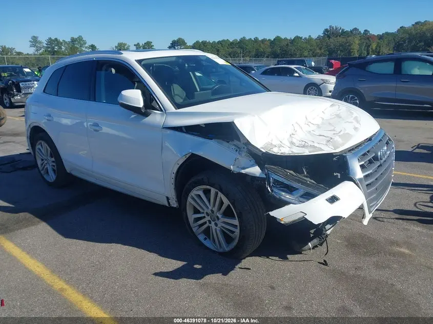 Audi Q5 2.0T Premium/2.0T Tech Premium 2018