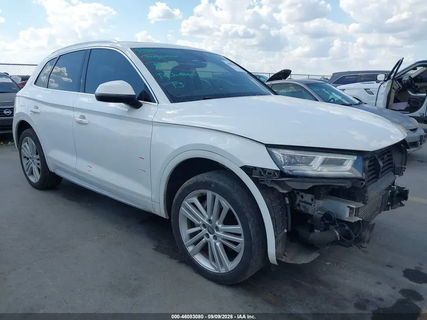 Audi Q5 2.0T Premium/2.0T Tech Premium 2018