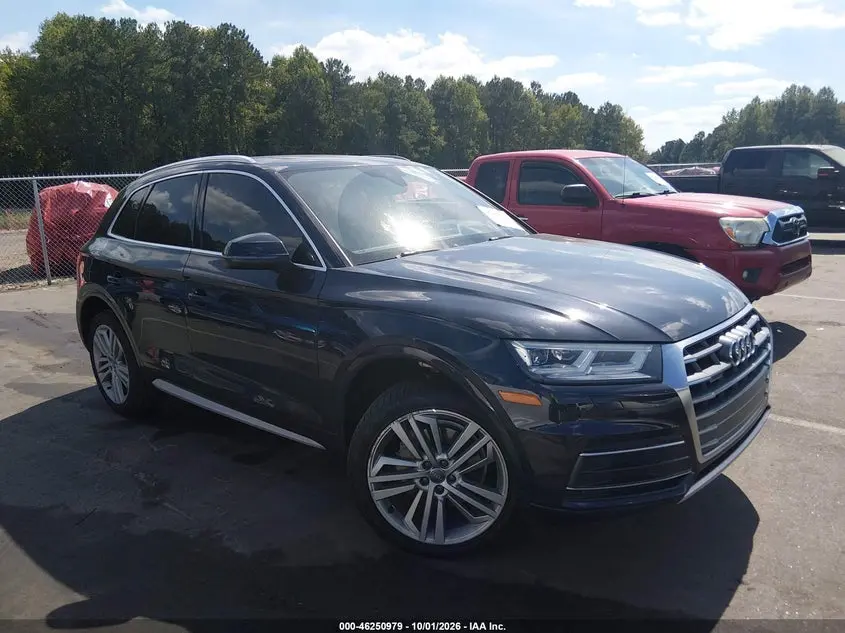Audi Q5 2.0T Premium/2.0T Tech Premium 2018