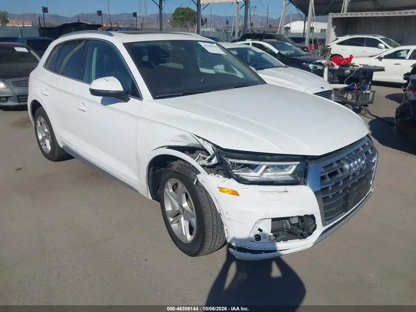 Audi Q5 2.0T Premium/2.0T Tech Premium 2018