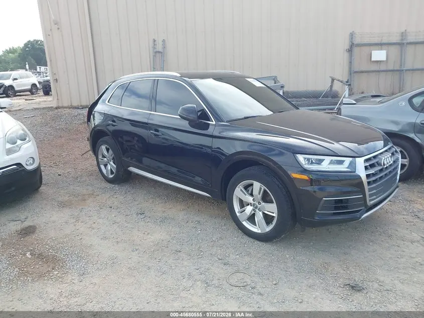 Audi Q5 2.0T Premium/2.0T Tech Premium 2018