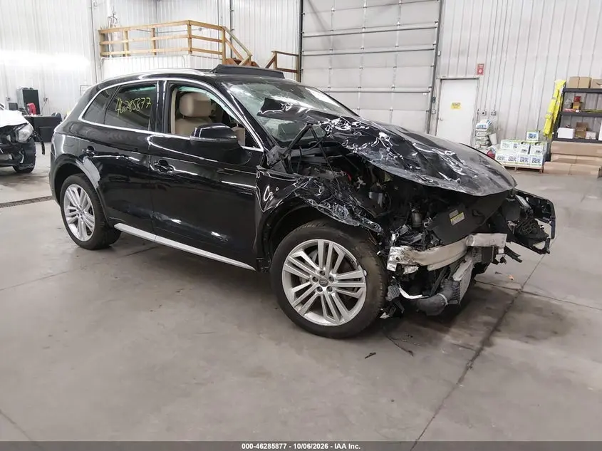 Audi Q5 2.0T Premium/2.0T Tech Premium 2018