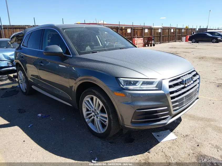 Audi Q5 2.0T Premium/2.0T Tech Premium 2018