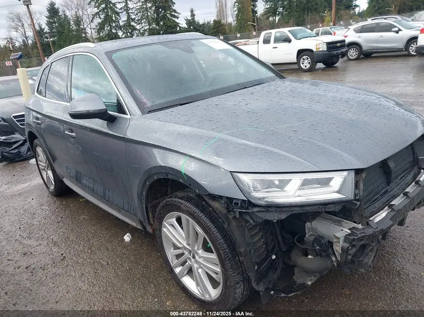 Audi Q5 2.0T Premium/2.0T Tech Premium 2018