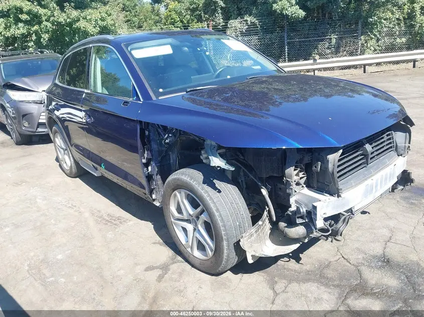 Audi Q5 2.0T Premium/2.0T Tech Premium 2018