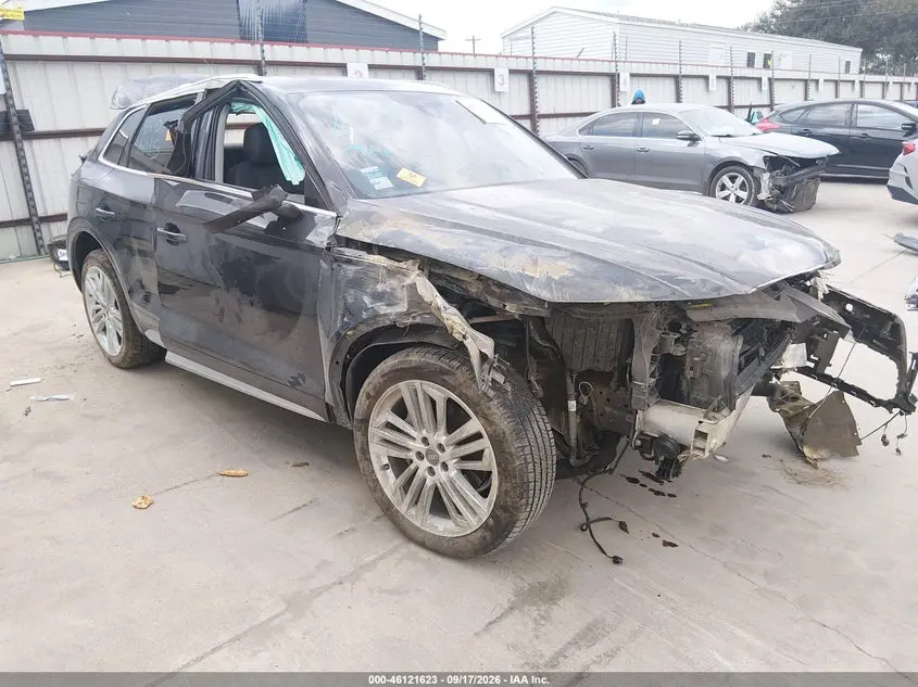 Audi Q5 2.0T Premium/2.0T Tech Premium 2018