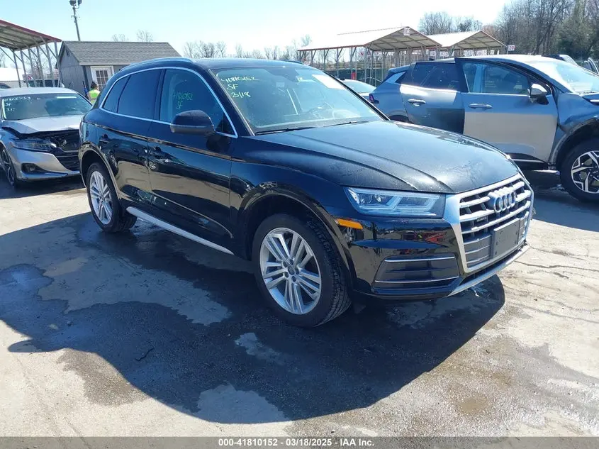 Audi Q5 2.0T Premium/2.0T Tech Premium 2018