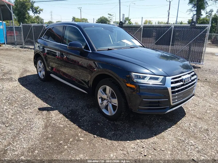 Audi Q5 2.0T Premium/2.0T Tech Premium 2018