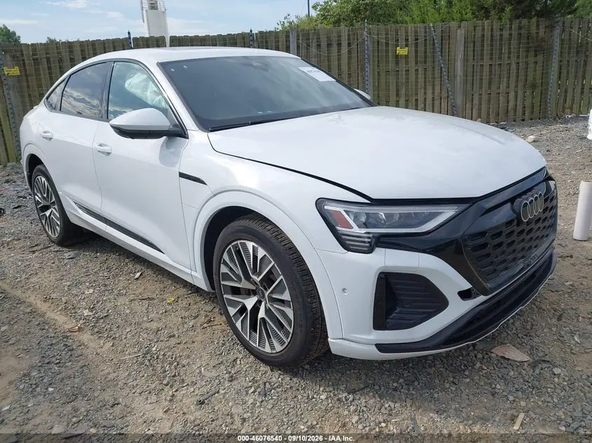Audi Q8 E-Tron S Line Premium Plus Quattro 2024