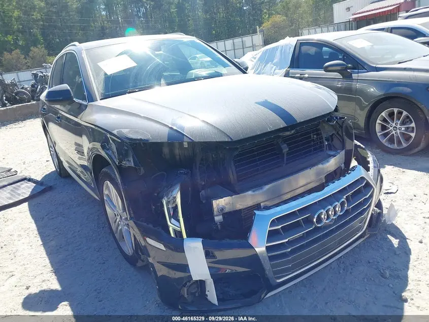 Audi Q5 2.0T Premium/2.0T Tech Premium 2018
