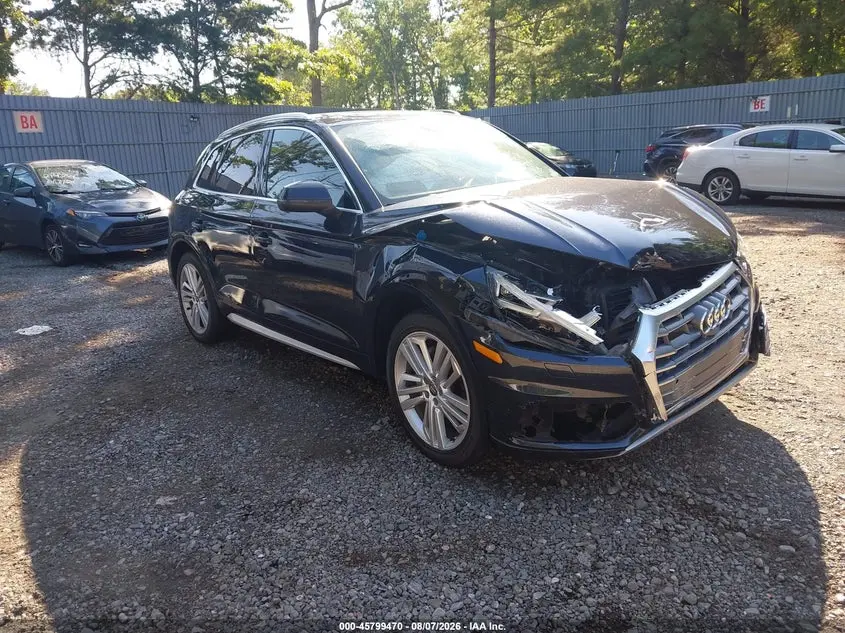 Audi Q5 2.0T Premium/2.0T Tech Premium 2018