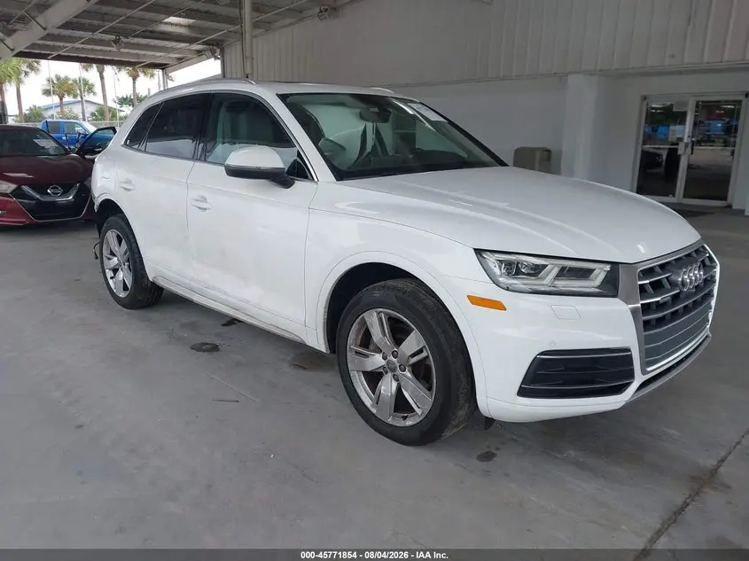 Audi Q5 2.0T Premium/2.0T Tech Premium 2018
