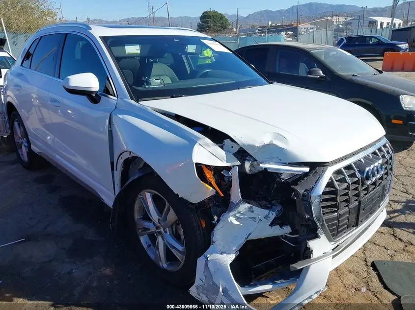 Audi Q3 Premium 45 Tfsi S Line Quattro Tiptronic 2020