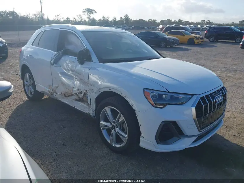 Audi Q3 Premium 45 Tfsi S Line Quattro Tiptronic 2021