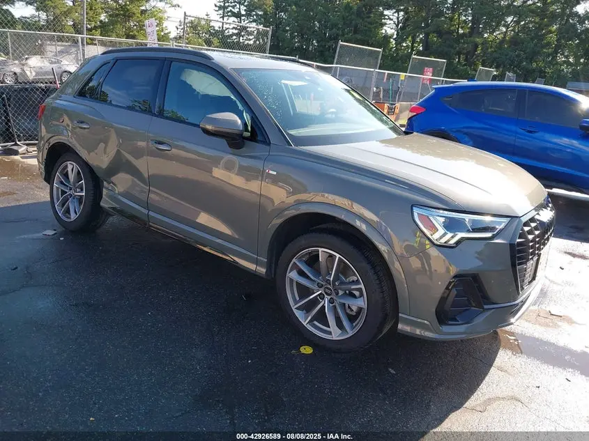 Audi Q3 Premium 45 Tfsi S Line Quattro Tiptronic 2025