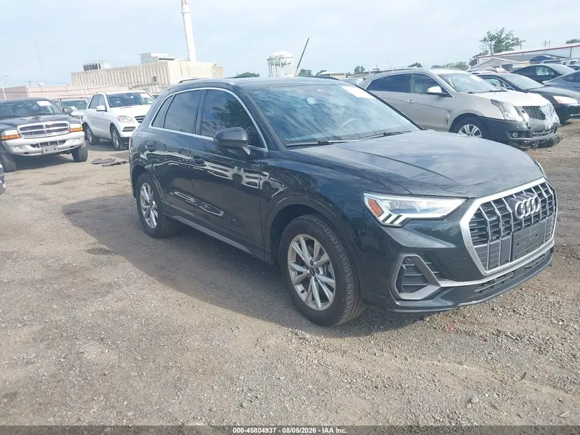 Audi Q3 Premium 45 Tfsi S Line Quattro Tiptronic 2025