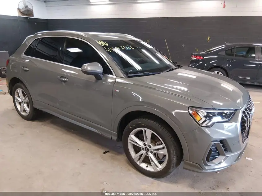 Audi Q3 Premium 45 Tfsi S Line Quattro Tiptronic 2024
