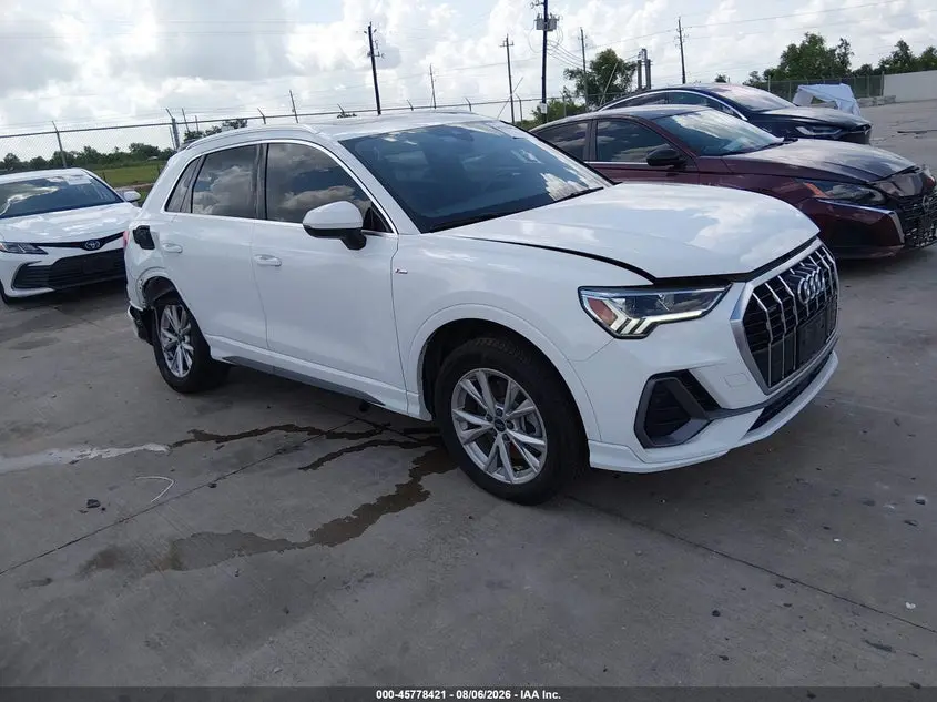 Audi Q3 Premium 45 Tfsi S Line Quattro Tiptronic 2024
