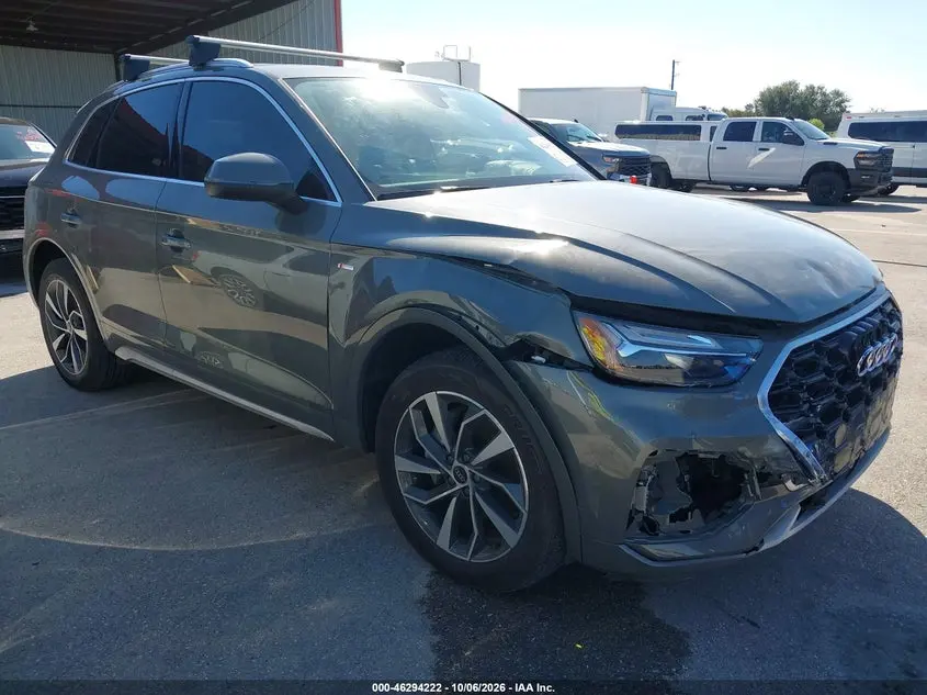 Audi Q5 Premium Plus 45 Tfsi S Line Quattro 2024