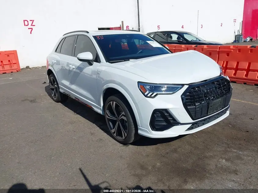 Audi Q3 Premium Plus 45 Tfsi S Line Quattro Tiptronic 2024