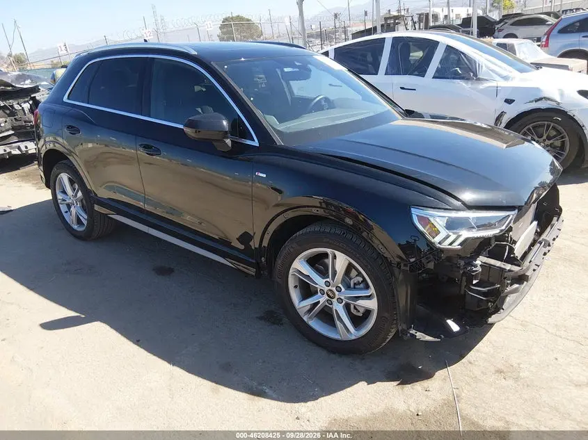 Audi Q3 Premium Plus 45 Tfsi S Line Quattro Tiptronic 2024